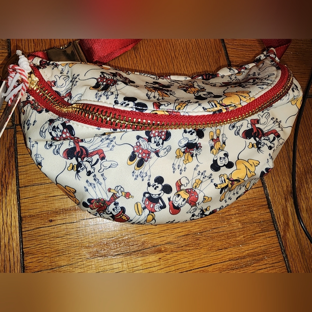 Disney Crossbody Bag with Mickey Mouse Print - Red and Cream